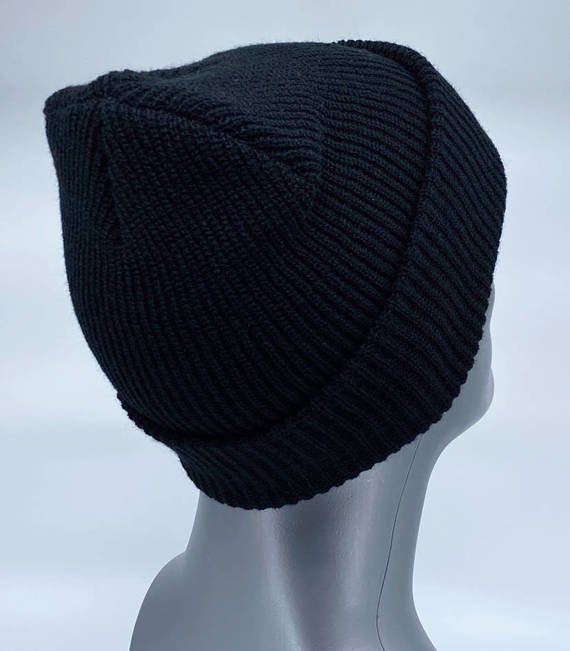 GONGA RIB BEANIE BLACK grey box