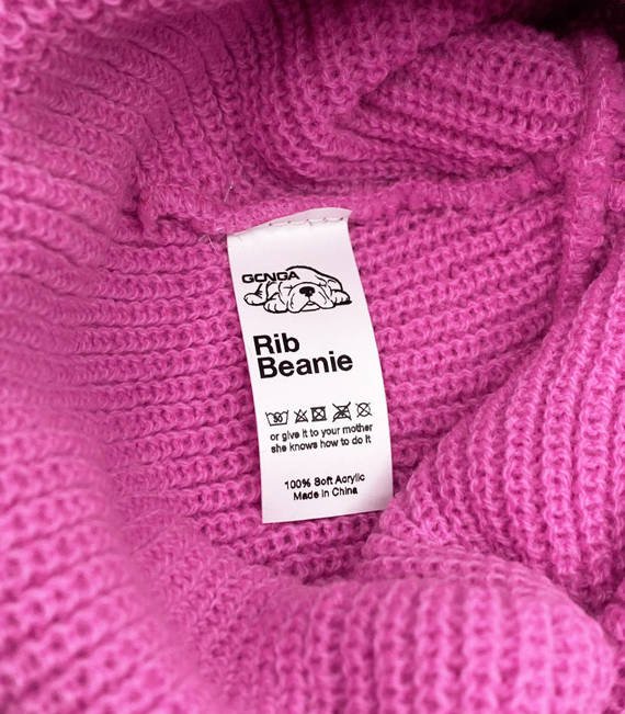 GONGA RIB BEANIE FUCHSIA white