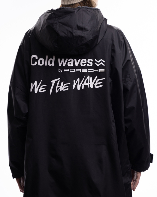 Cold Waves by Porsche - Collection 2024 - Poncho / Robe - Black