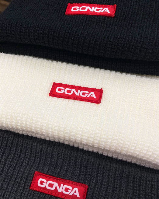 GONGA RIB BEANIE BLACK  red box